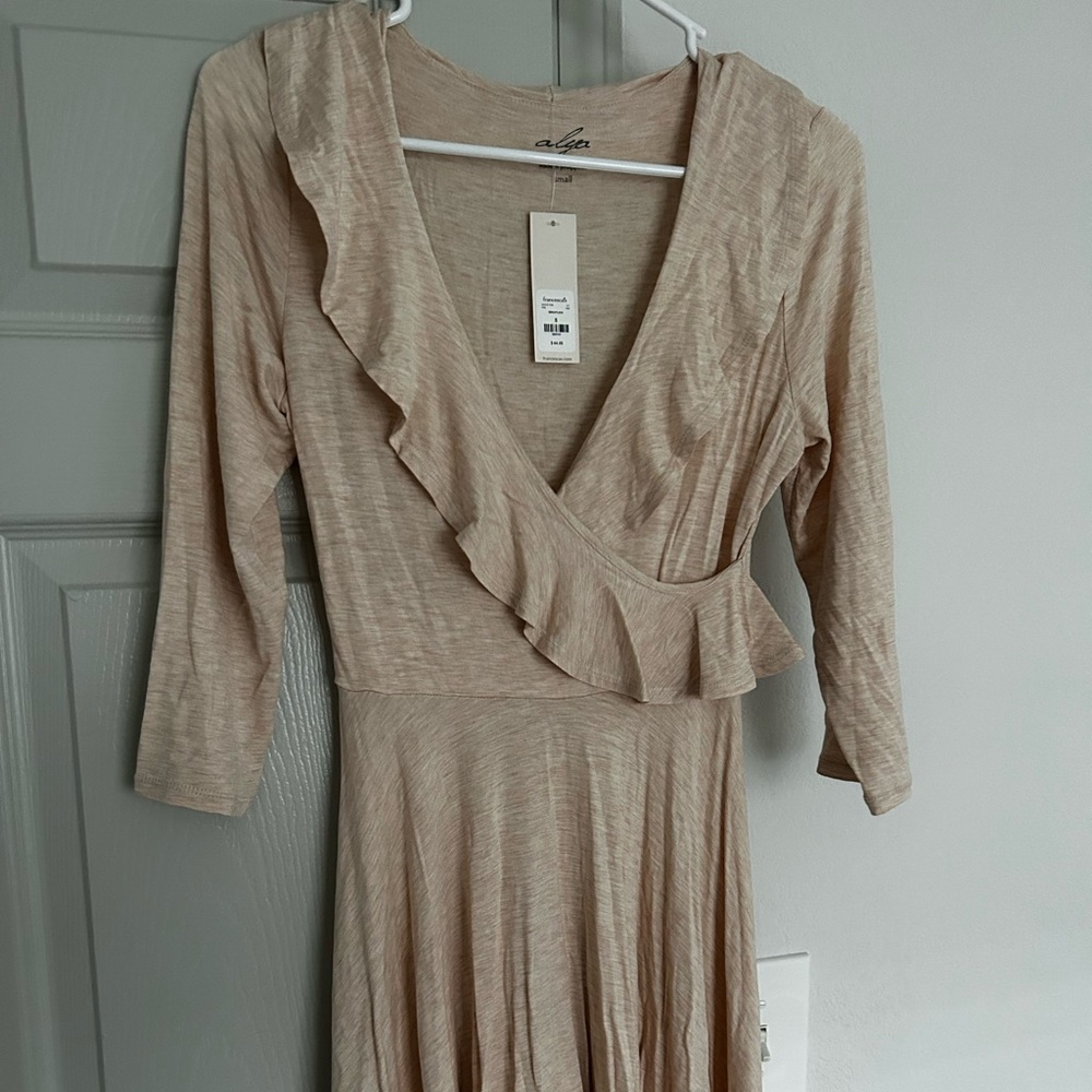Crème Colored Dress